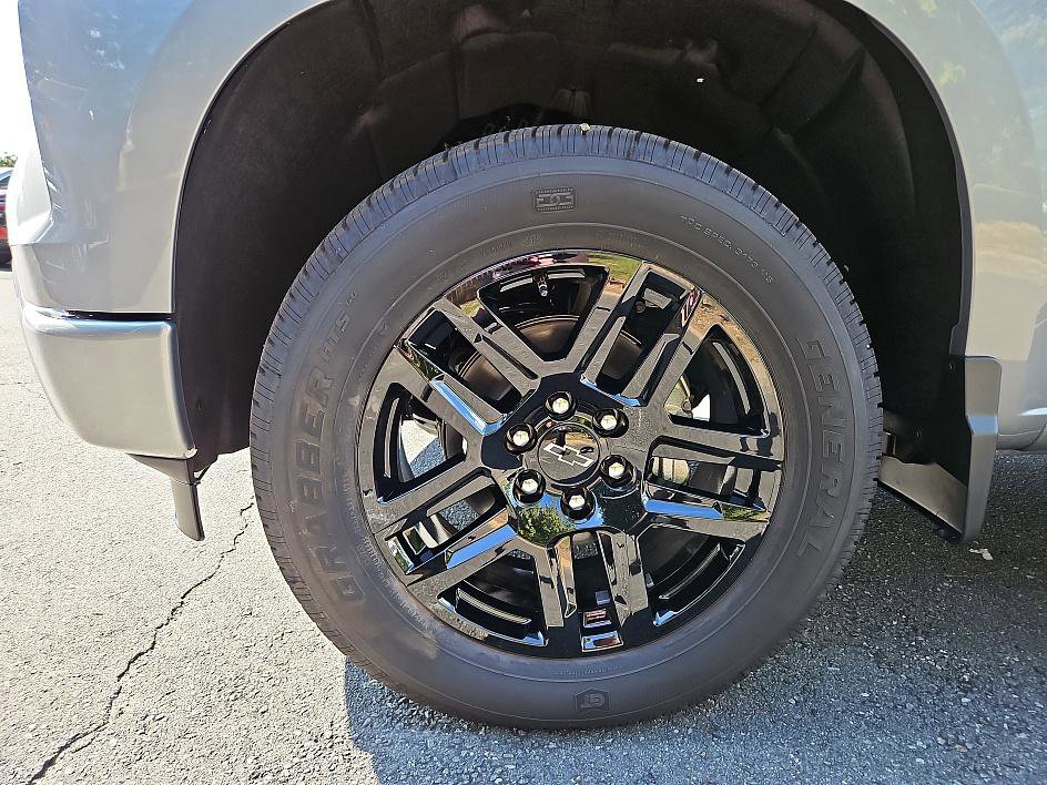 2026 Chevrolet Silverado 1500 Custom photo 9