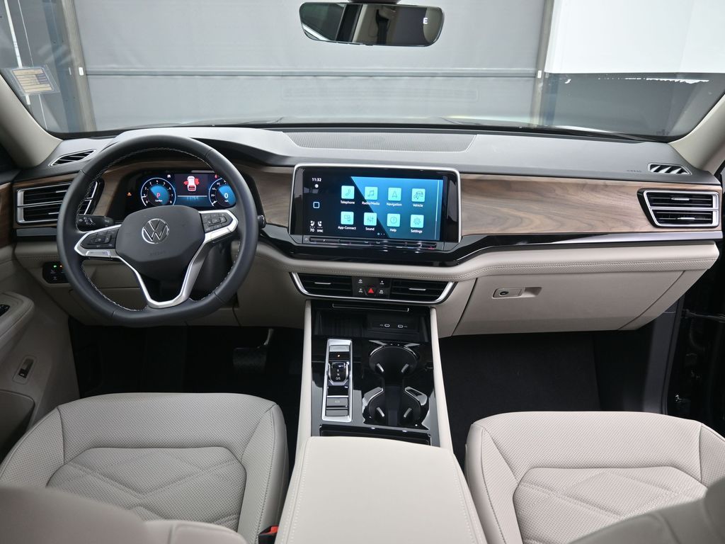 2025 Volkswagen Atlas SE Technology photo 39
