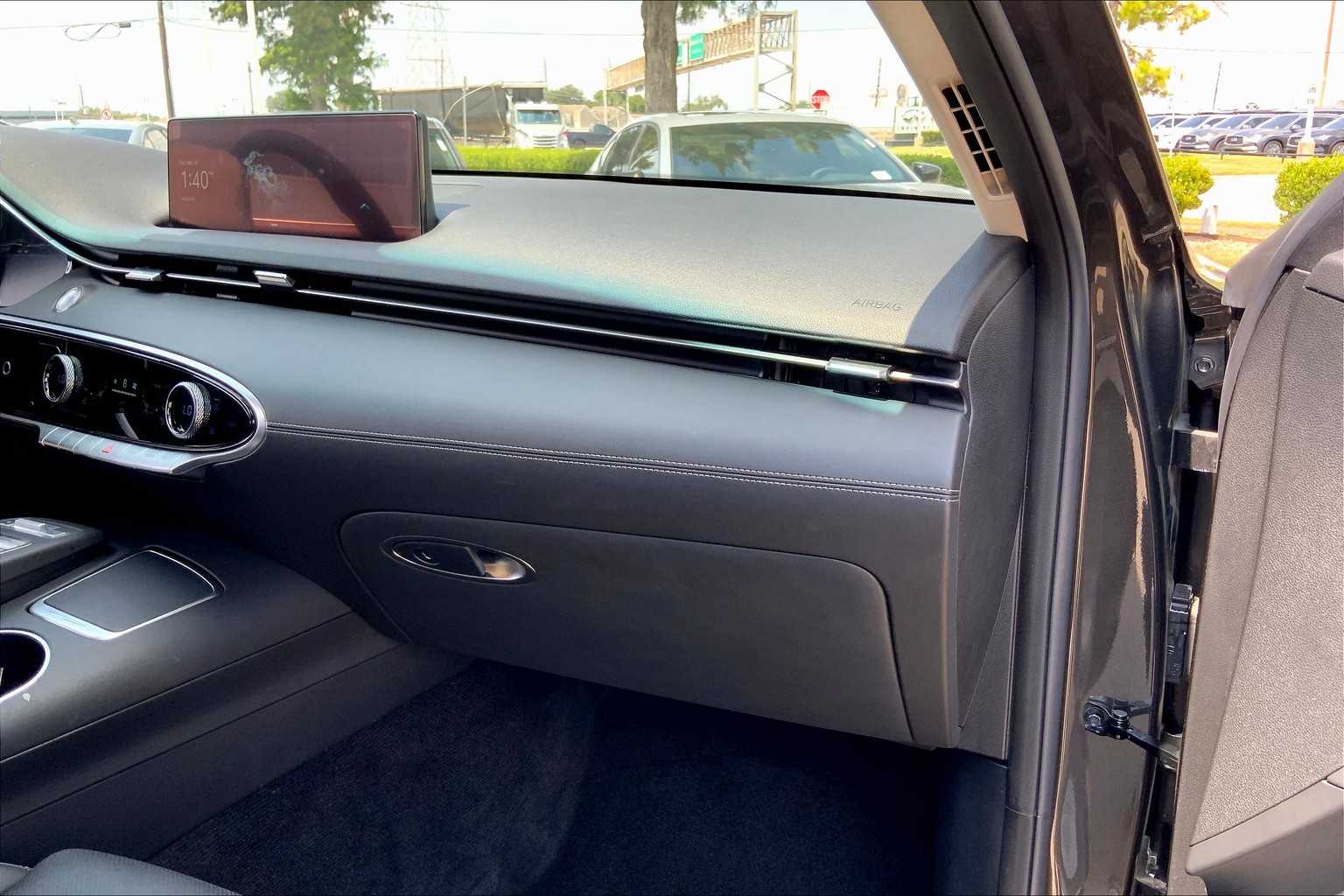2025 Genesis GV70 2.5T photo 17