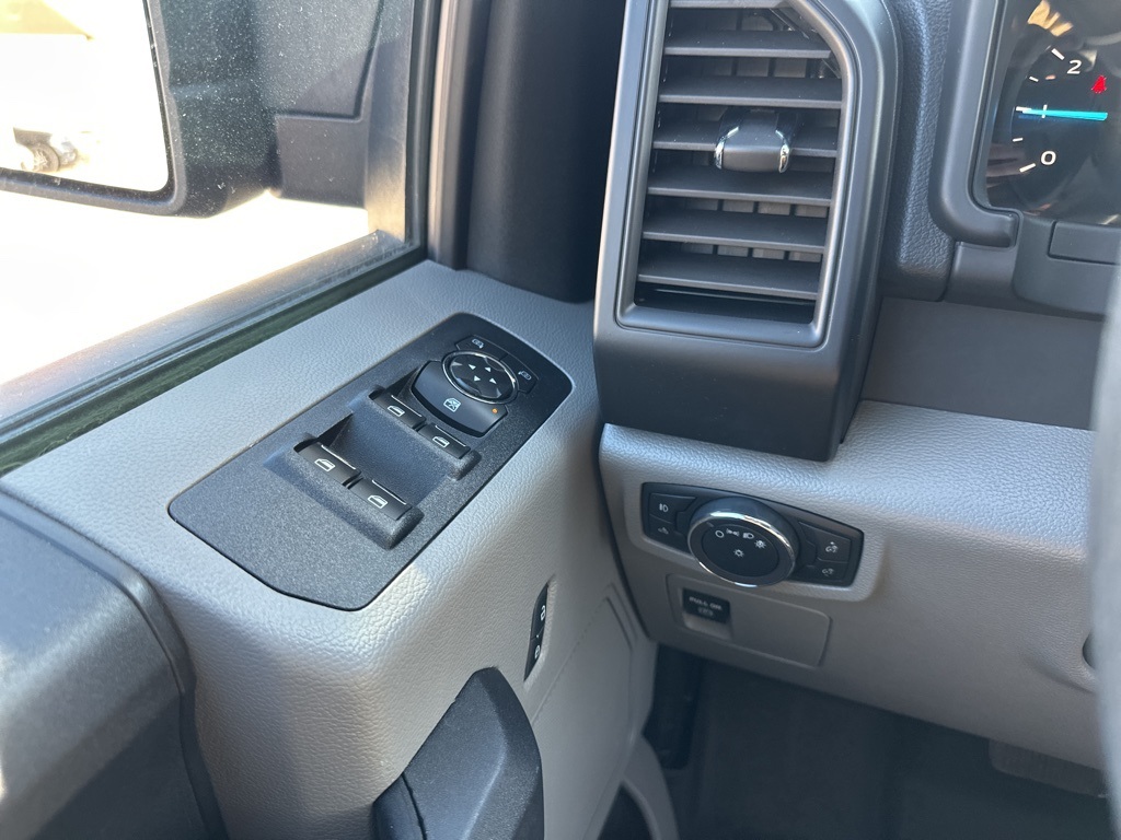 2018 Ford F-150 XL photo 19