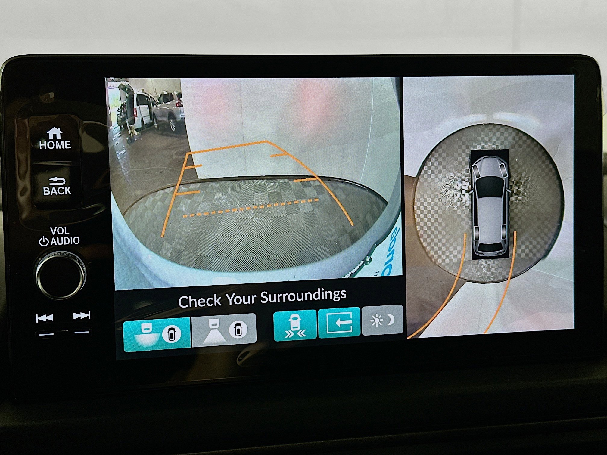 2025 Honda Pilot TrailSport photo 13