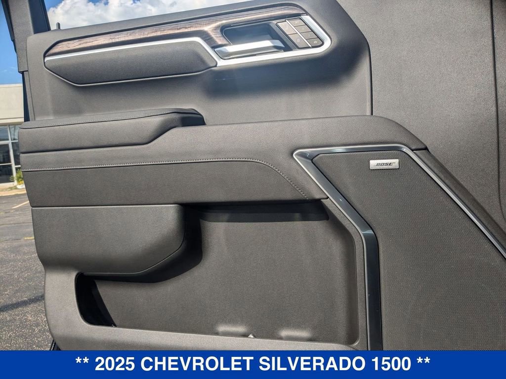 2025 Chevrolet Silverado 1500 LTZ photo 9