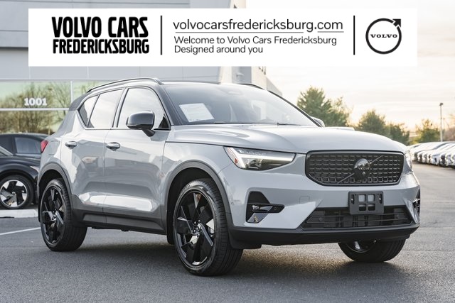 2026 Volvo XC40 Ultra Black Edition's photo
