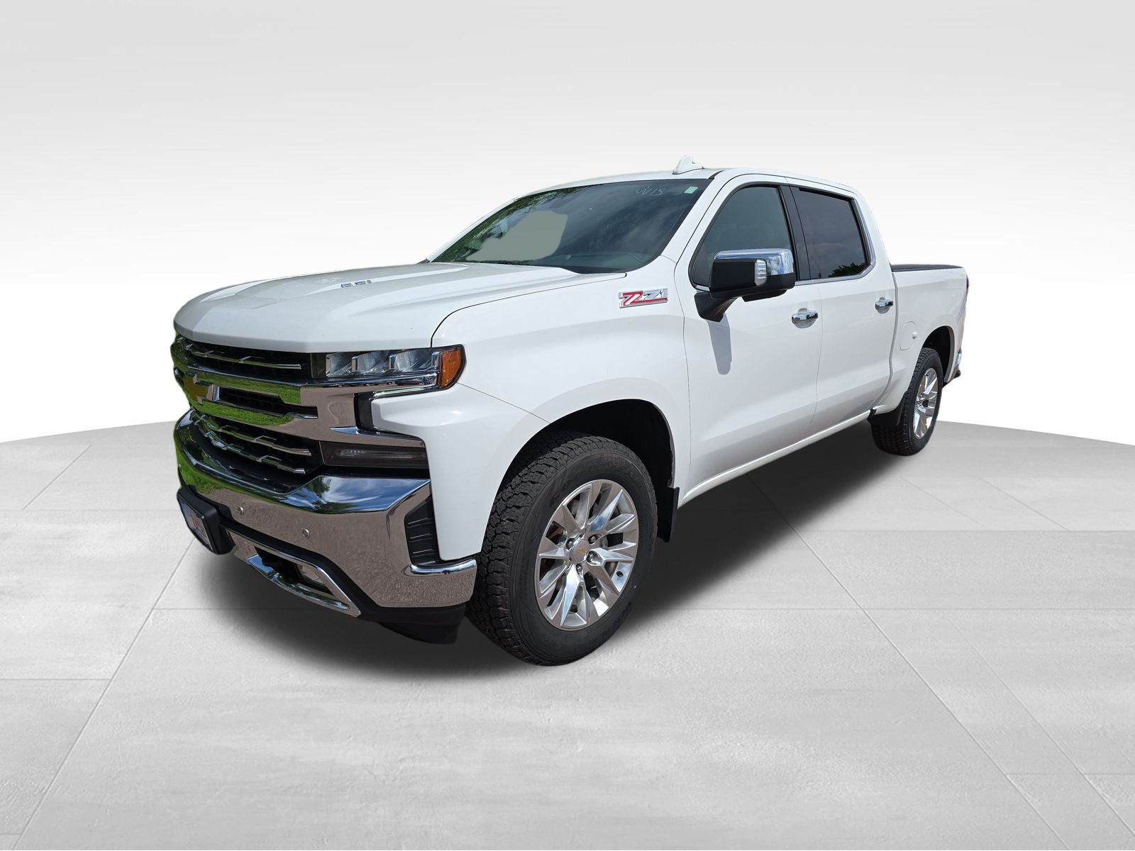 2021 Chevrolet Silverado 1500 LTZ photo 2