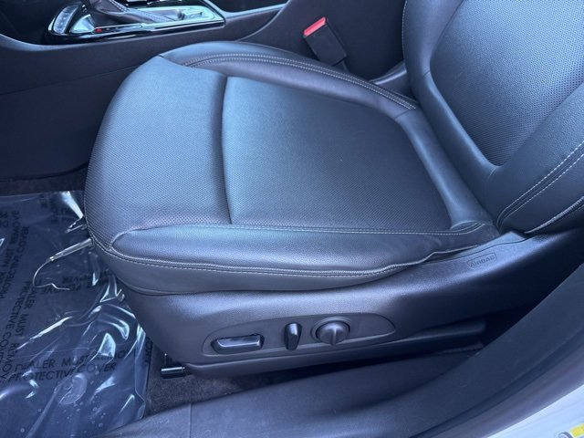 2024 Buick Encore GX Sport Touring photo 12