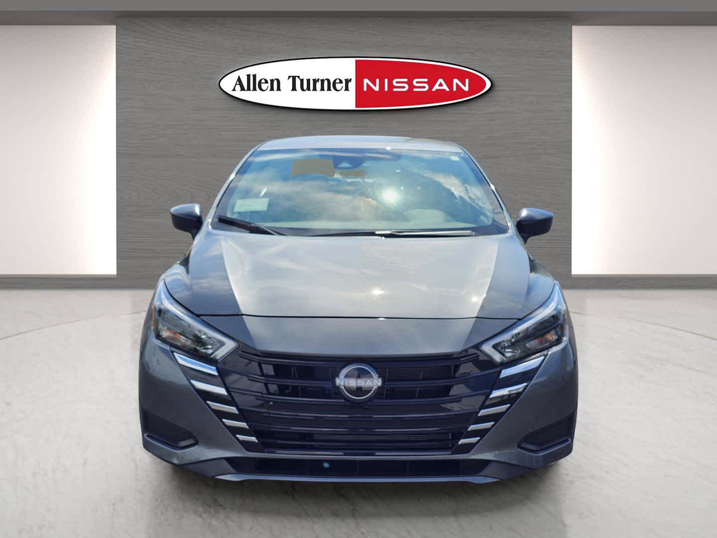 2025 Nissan Versa S photo 2