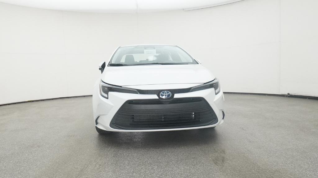 2025 Toyota Corolla Hybrid LE photo 3
