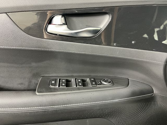2023 Kia Forte GT-Line photo 13