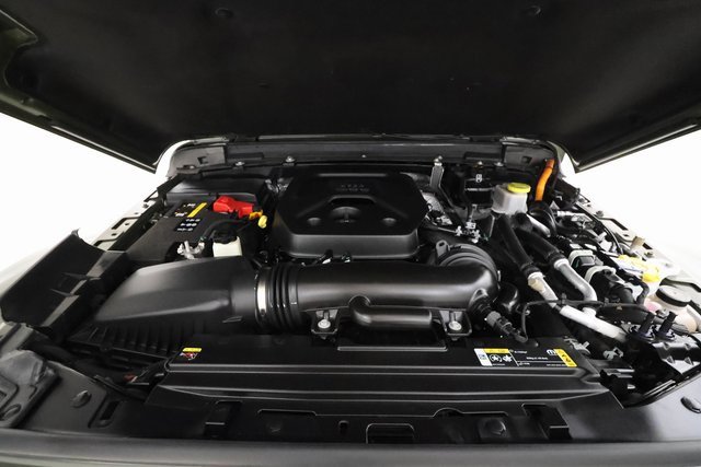 2024 Jeep Wrangler 4xe Sahara photo 5