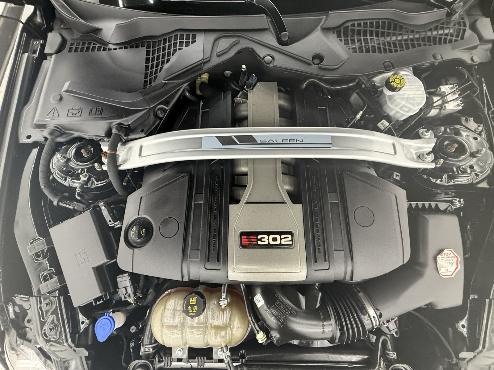 2020 Ford Mustang GT Premium photo 2