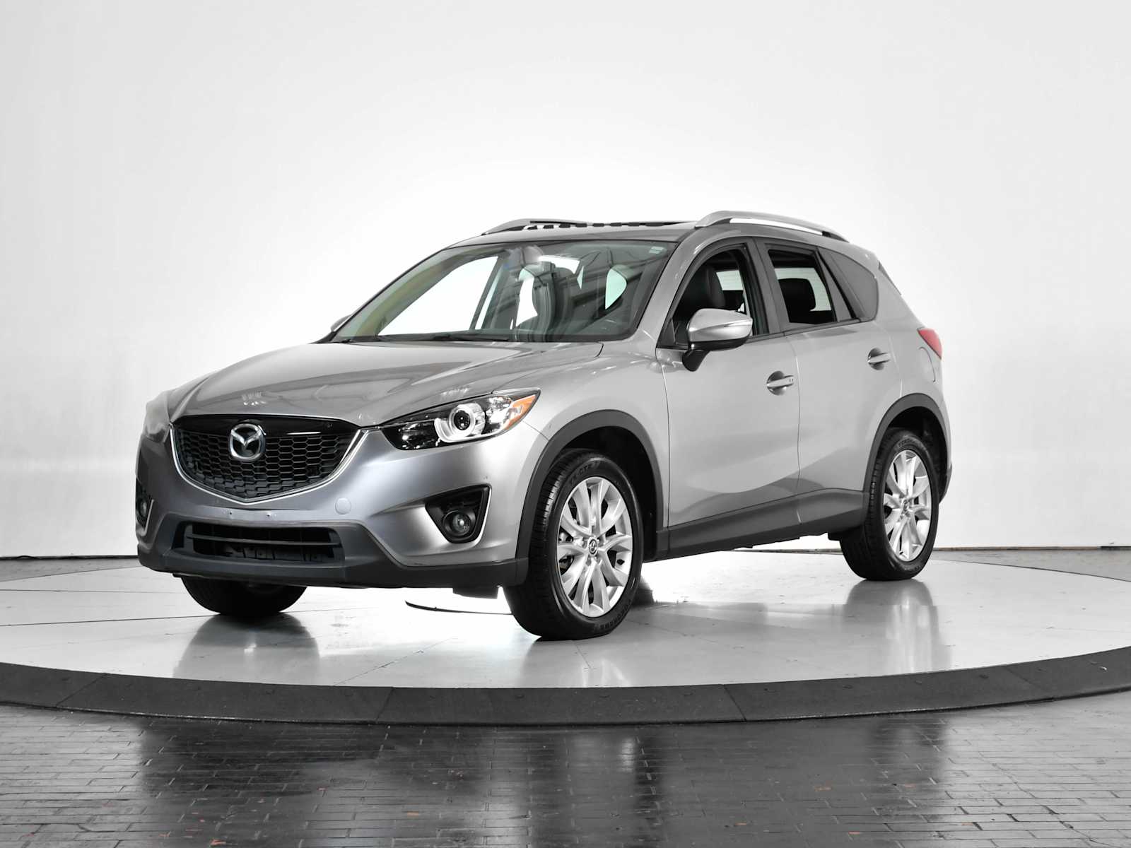 2015 Mazda CX-5 Grand Touring's photo