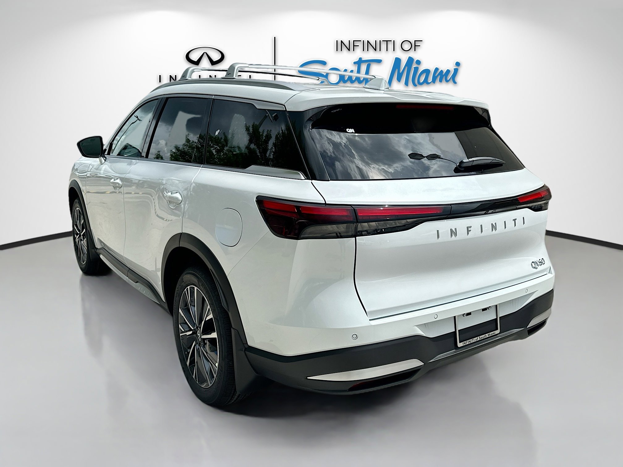 2026 Infiniti QX60 Luxe photo 4