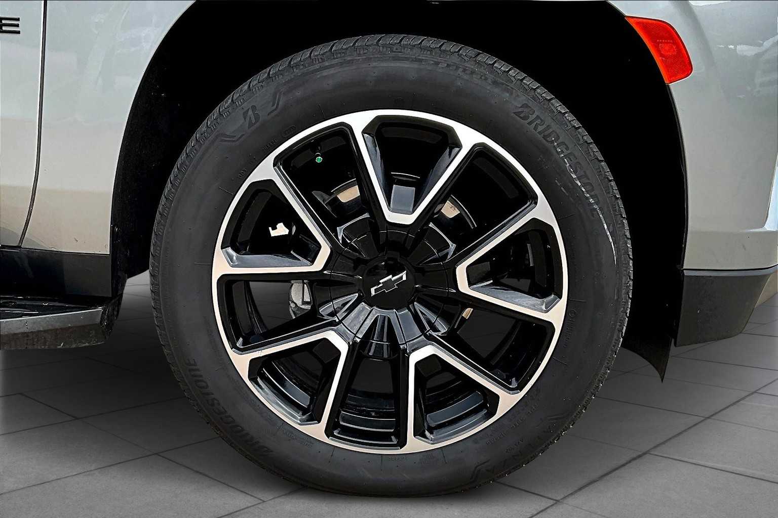 2024 Chevrolet Tahoe RST photo 11