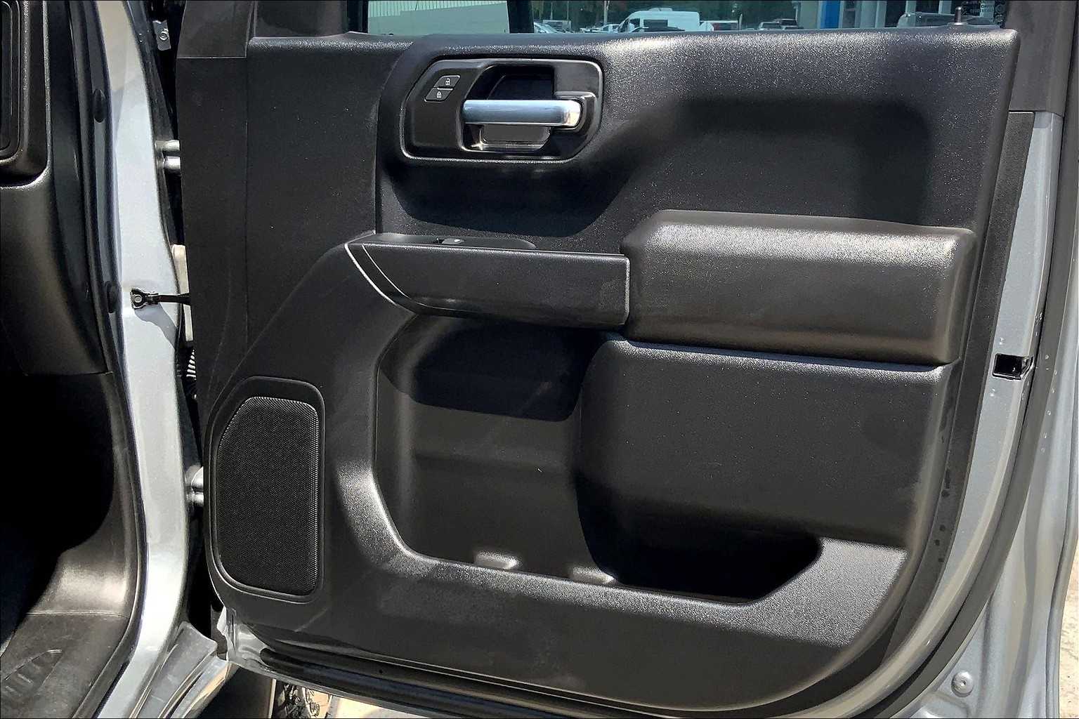2023 Chevrolet Silverado 1500 Custom photo 20