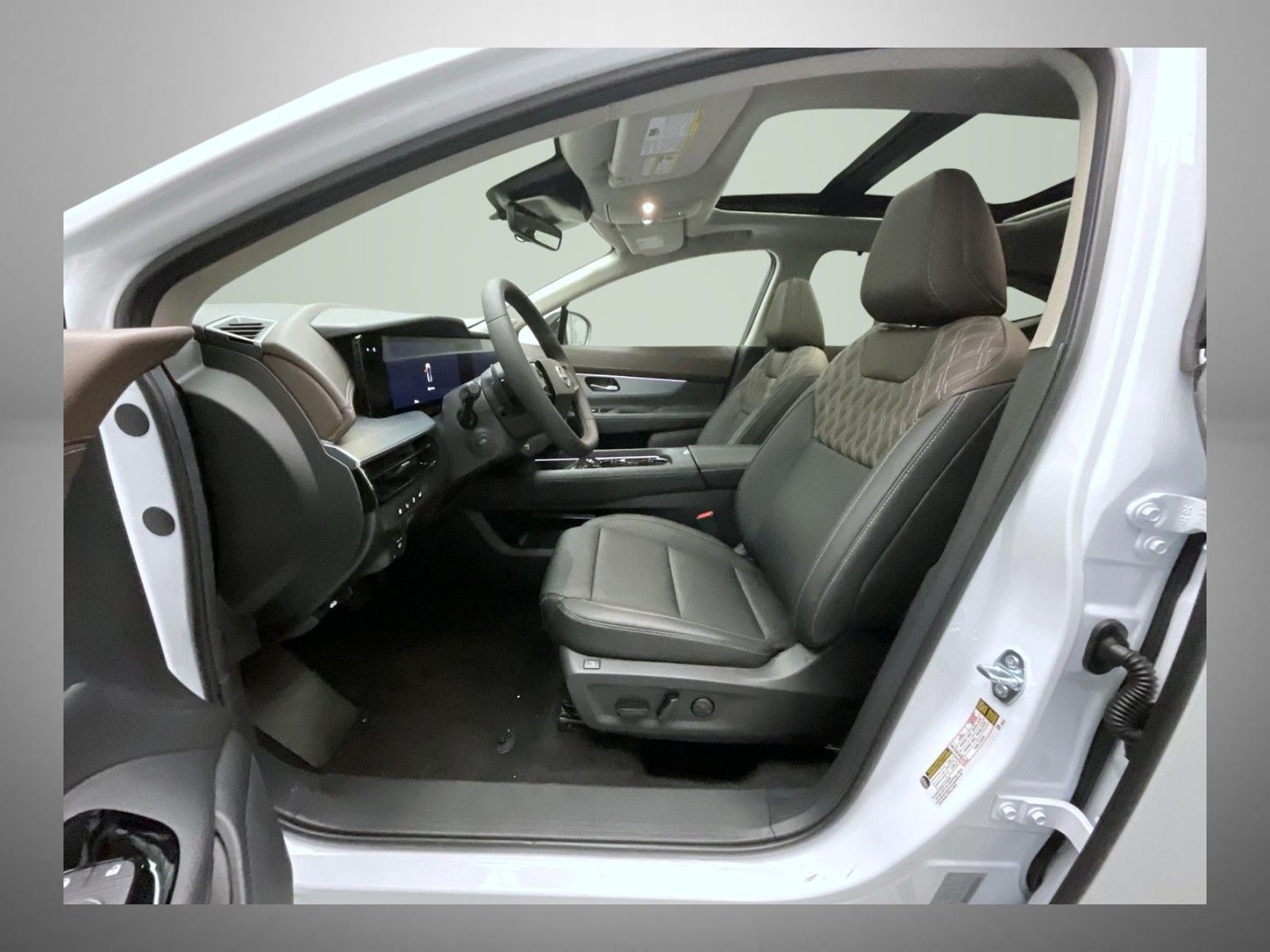 2025 Nissan Murano Platinum photo 7
