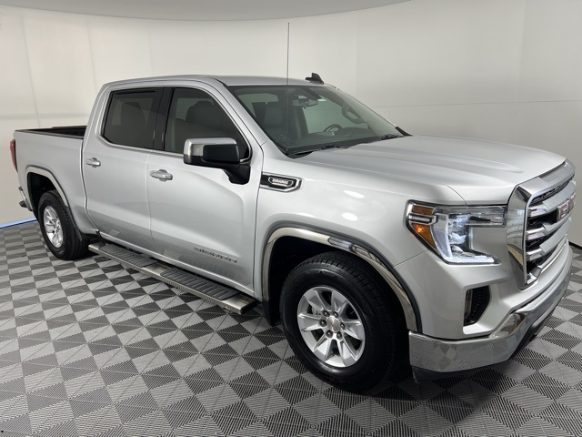 2020 GMC Sierra 1500 SLE's photo
