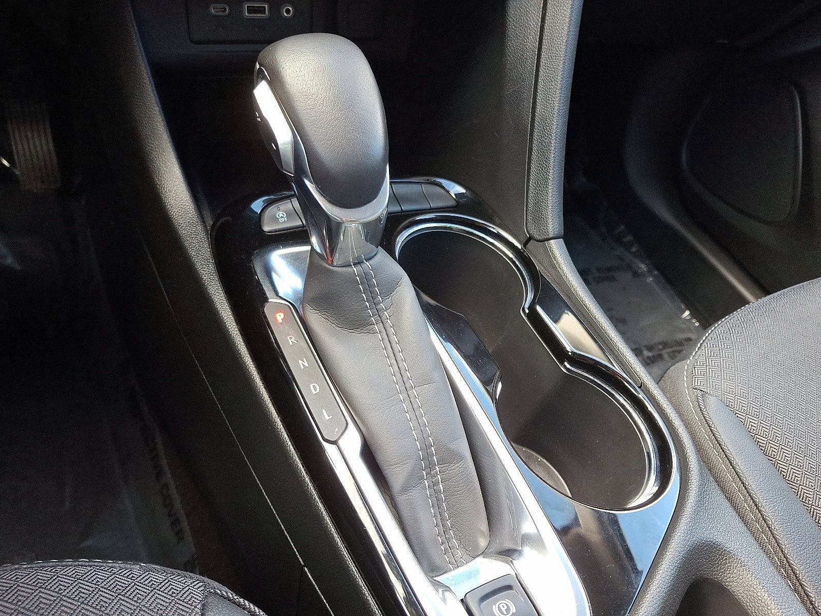 2022 Buick Encore Select photo 22