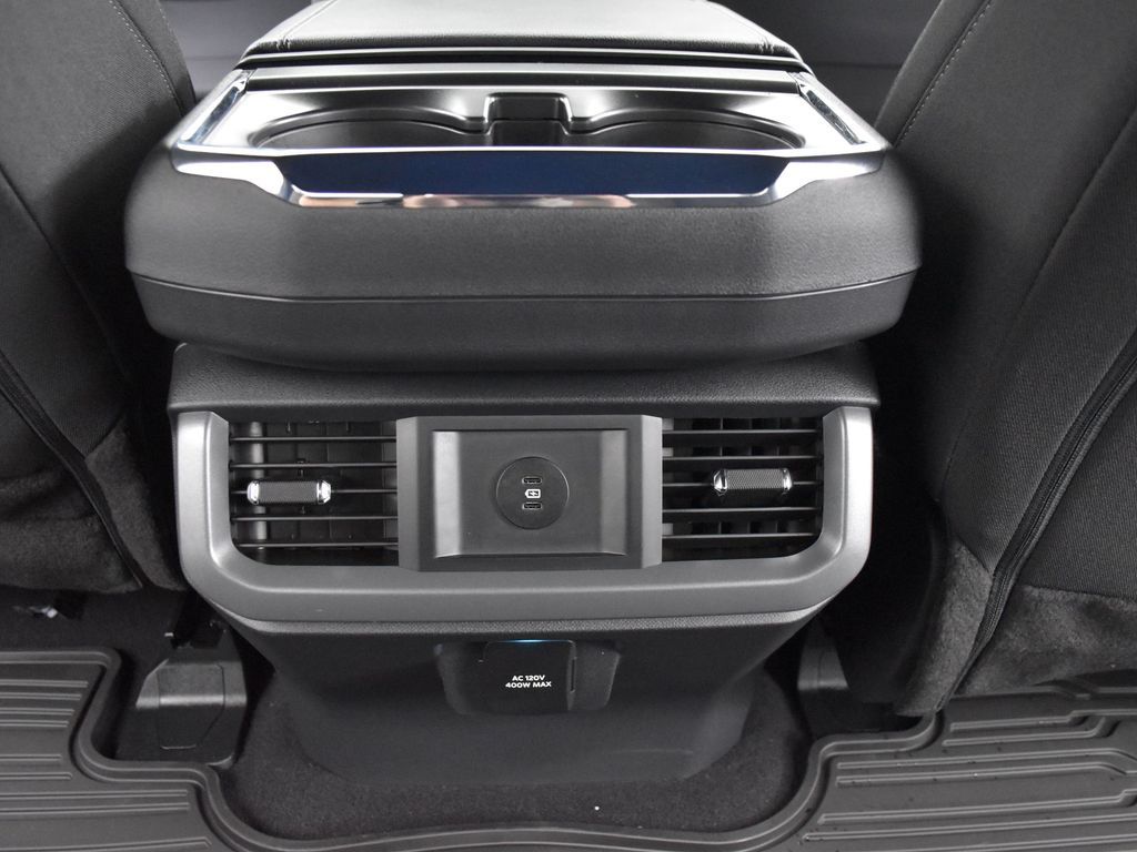 2025 Ford F-150 XLT photo 27