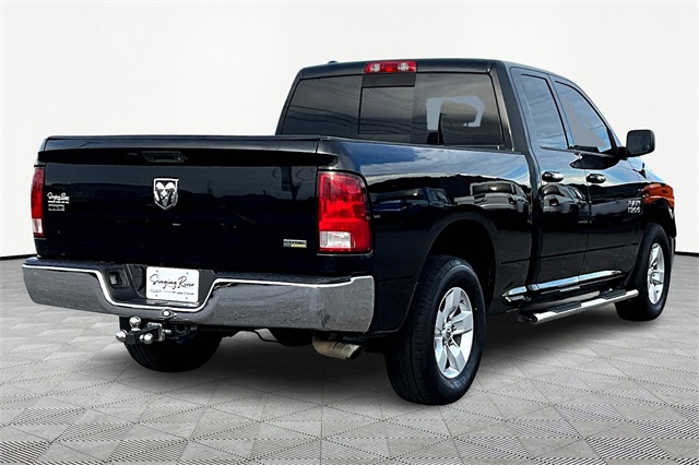 2015 Ram 1500 SLT photo 5