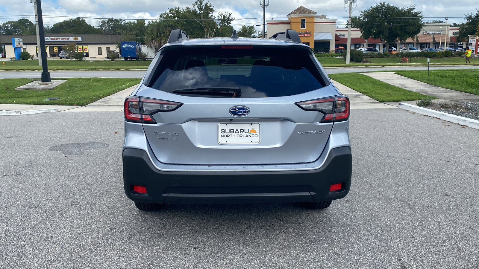 2025 Subaru Outback Premium photo 21