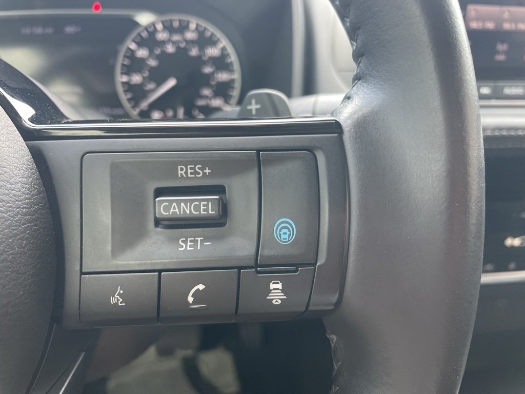 2023 Nissan Rogue SV photo 10