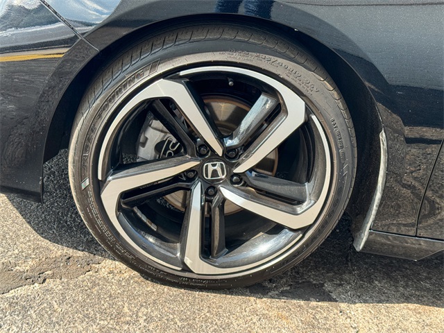 2022 Honda Accord Sport photo 11