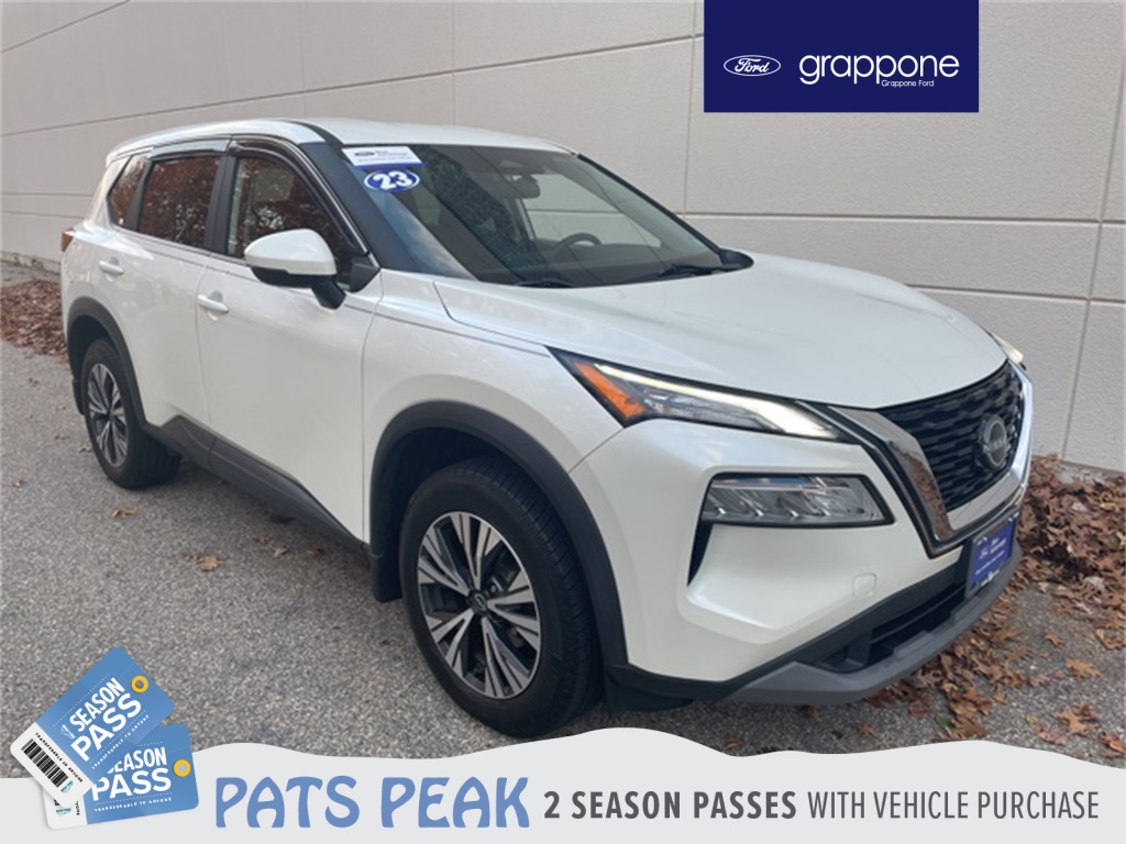 2023 Nissan Rogue SV's photo