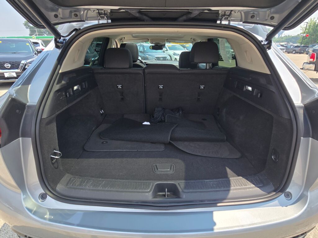 2023 Buick Envision Essence photo 14