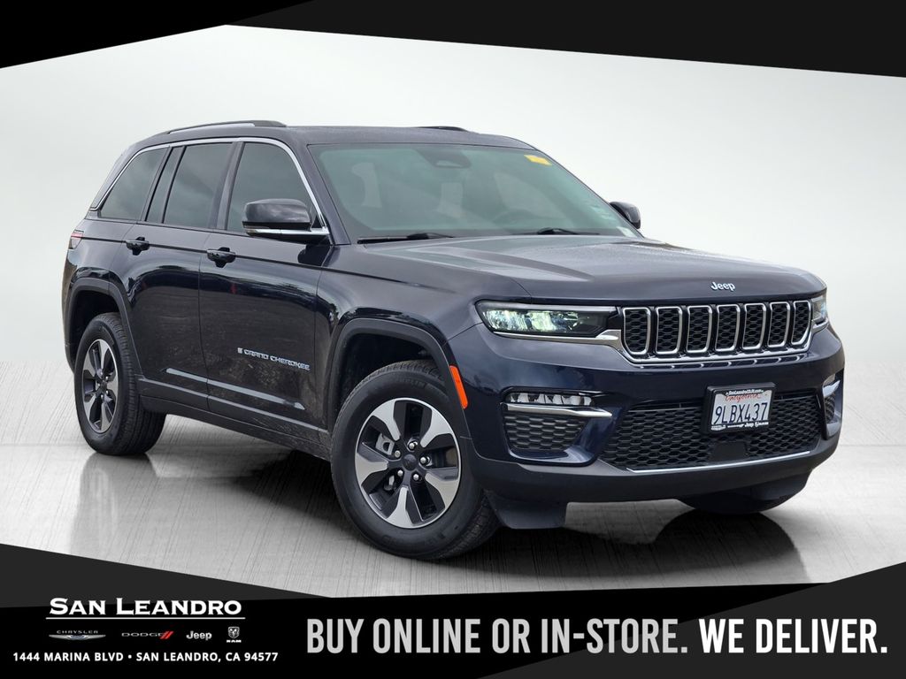 2024 Jeep Grand Cherokee 4xe's photo