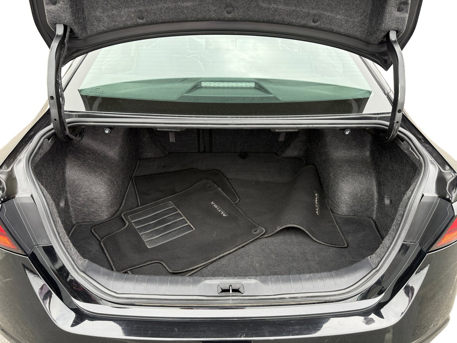 2023 Nissan Altima 2.5 SL photo 17
