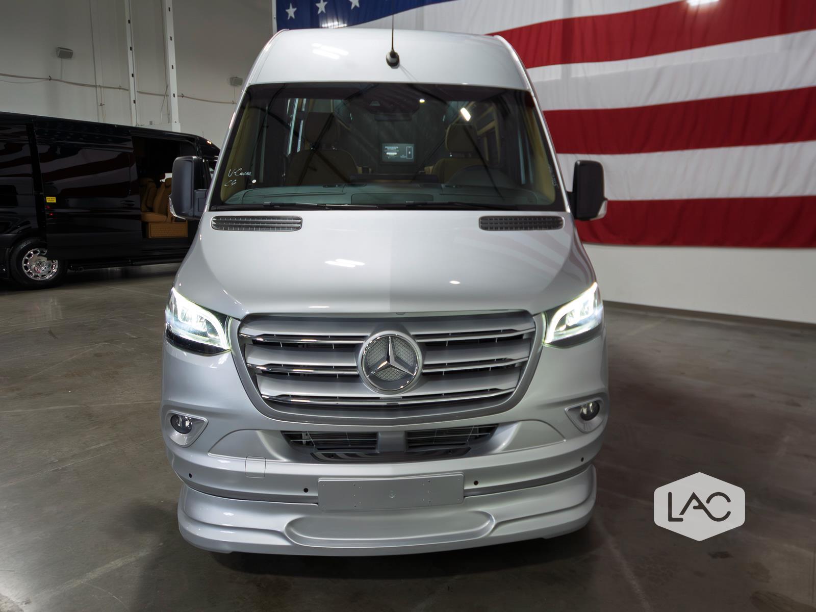 2023 Mercedes Benz Sprinter 3500 photo 25