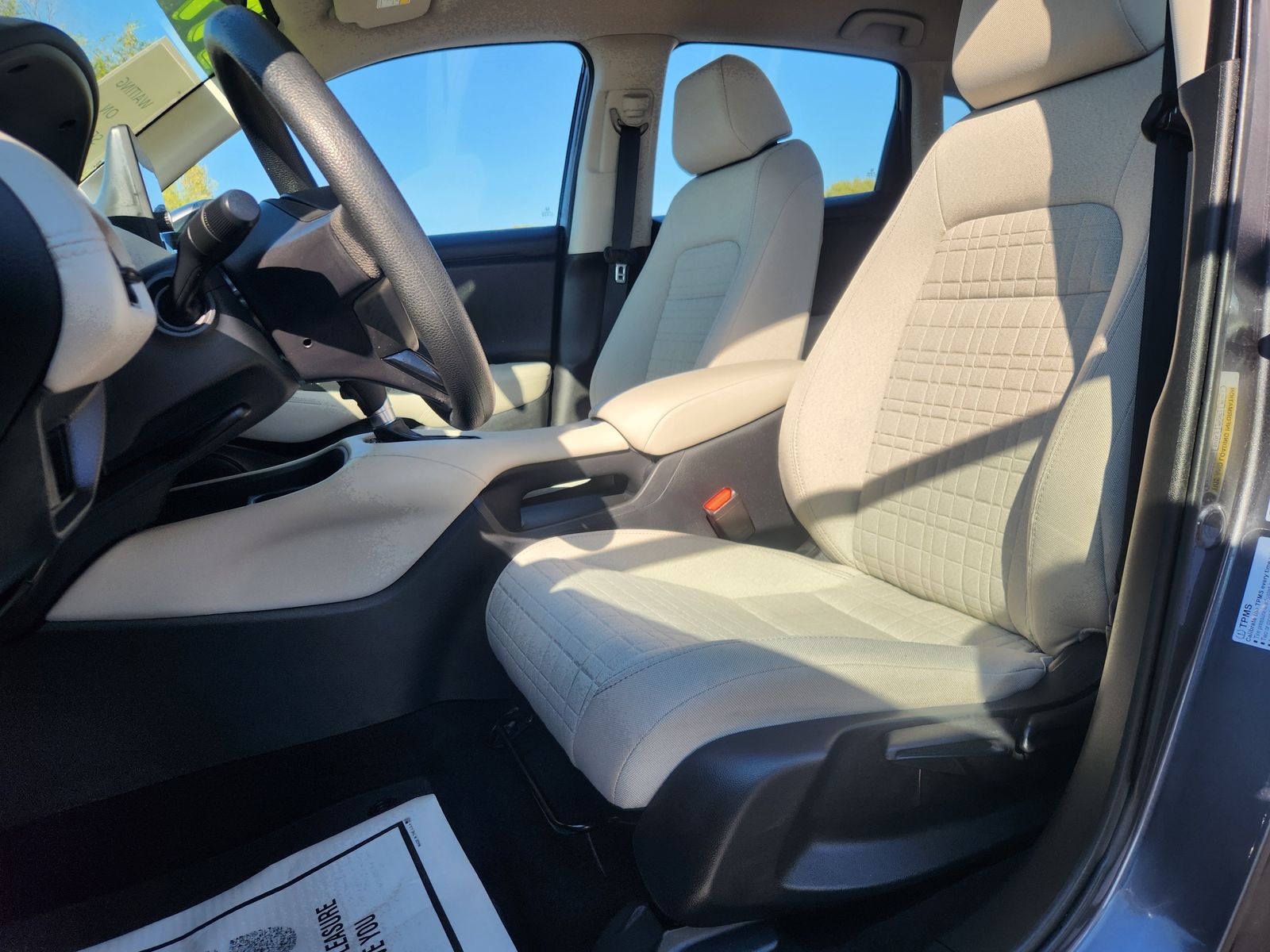 2023 Honda HR-V LX photo 28