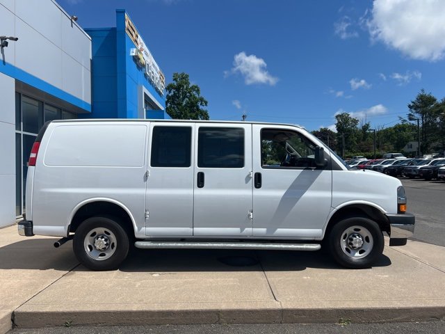 2023 Chevrolet Express Cargo Van photo 2