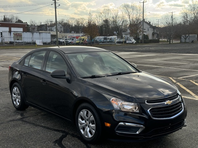 2016 Chevrolet Cruze LS photo 3
