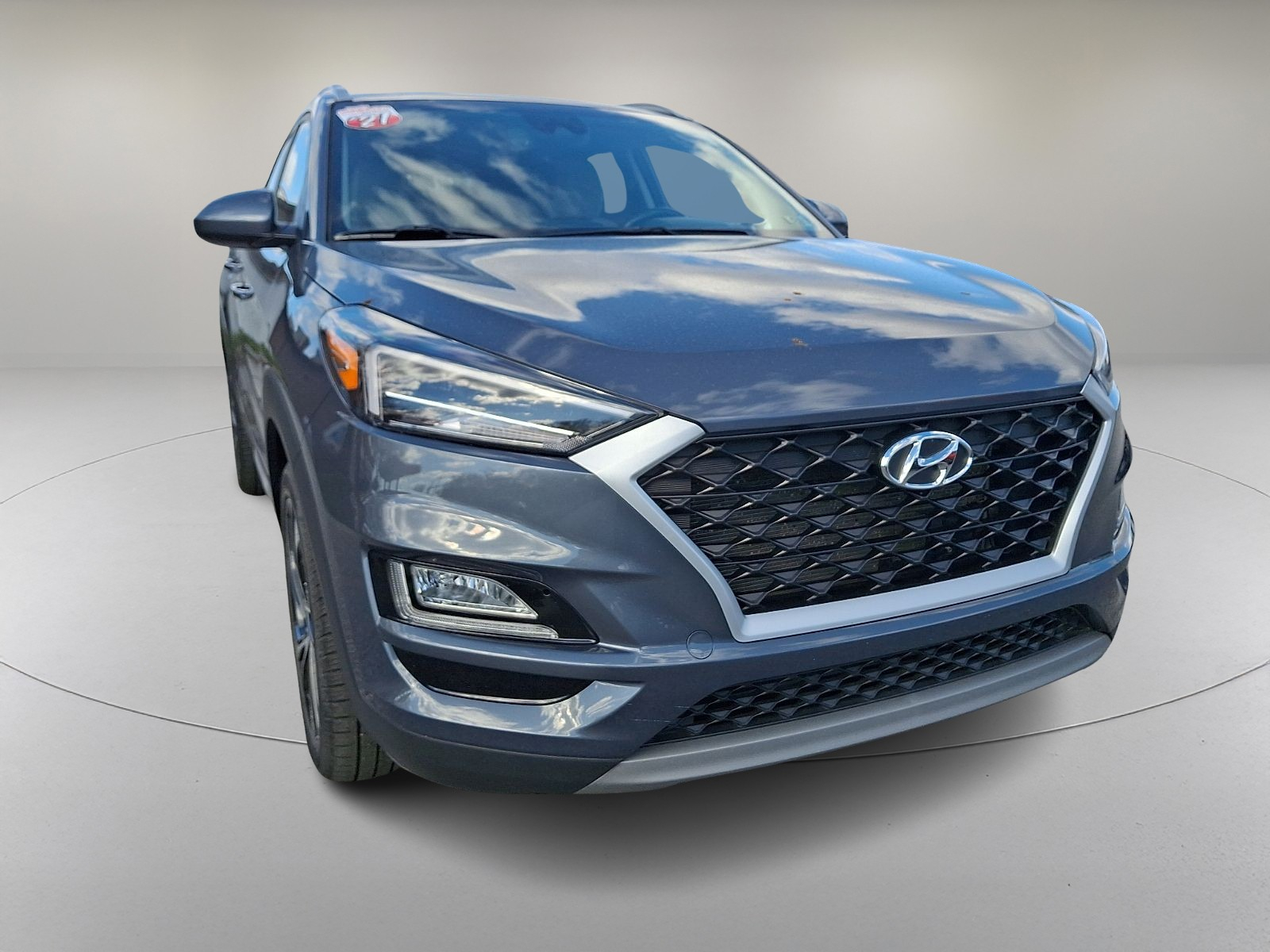 2021 Hyundai Tucson Sport photo 2