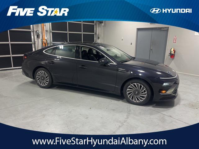 2025 Hyundai Sonata Hybrid Limited's photo