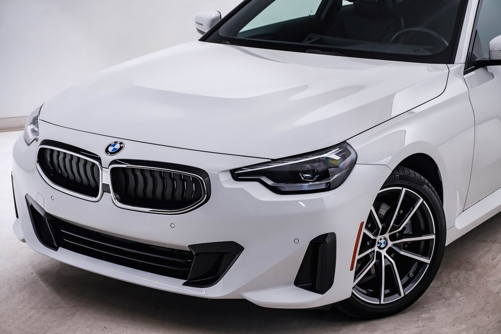 2024 Bmw 230i xDrive photo 4