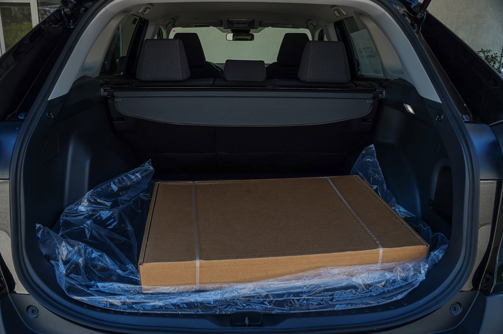2025 Toyota RAV4 Hybrid LE photo 25