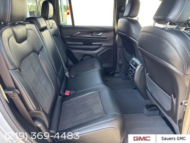2023 Jeep Grand Cherokee Laredo Altitude photo 27