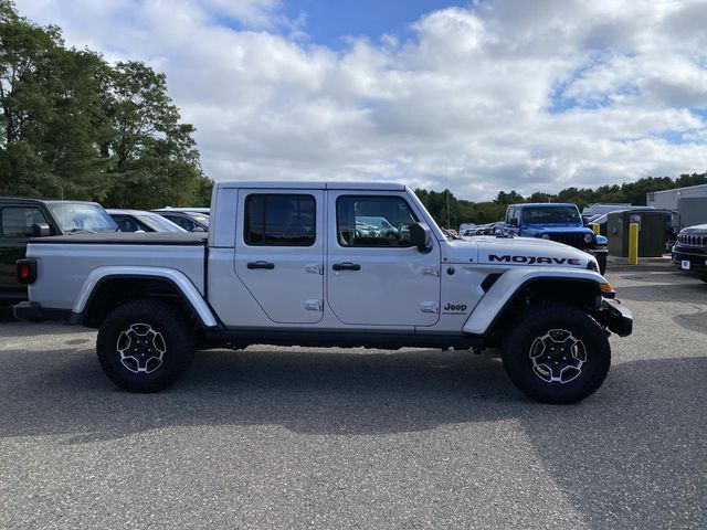 2023 Jeep Gladiator Mojave photo 2