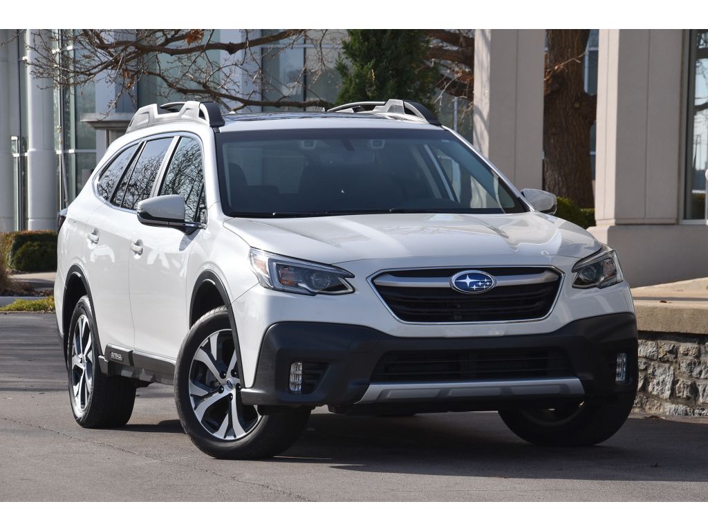 2022 Subaru Outback Limited's photo