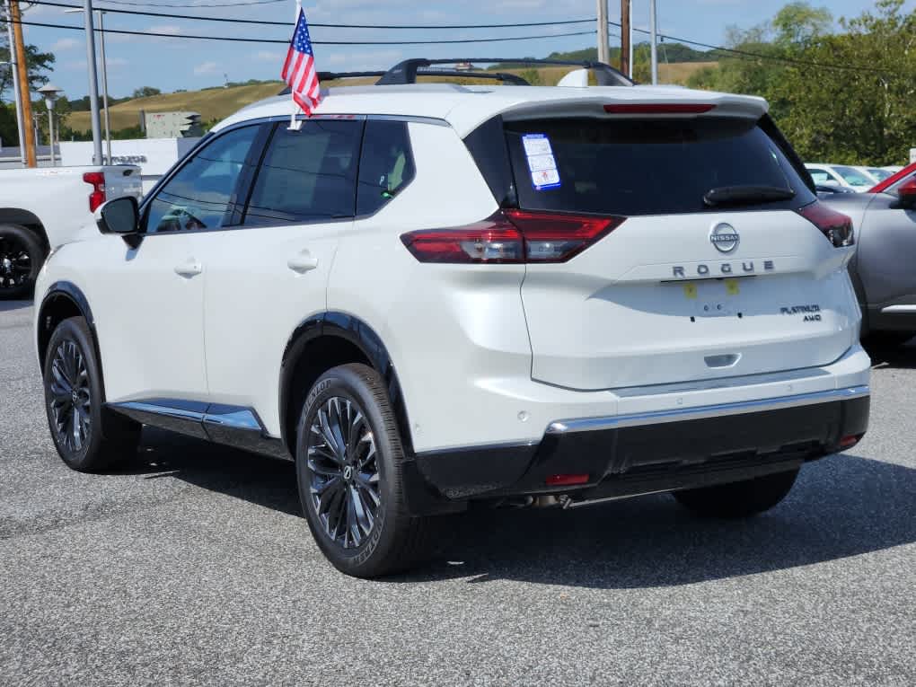 2026 Nissan Rogue Platinum AWD photo 4