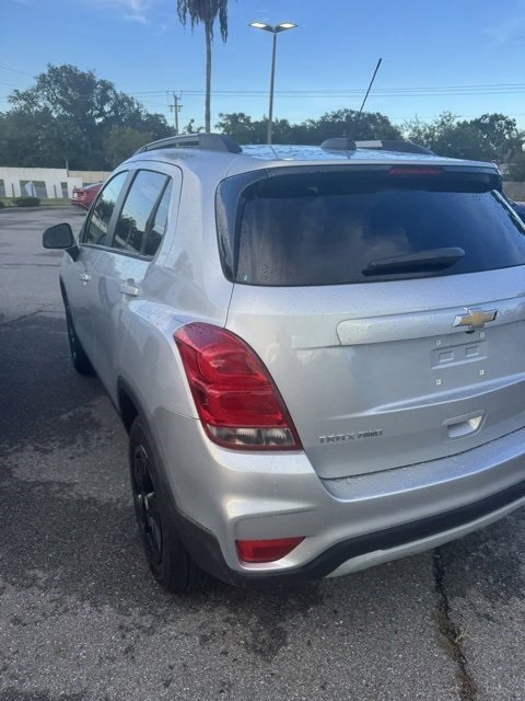 2021 Chevrolet Trax LT photo 3