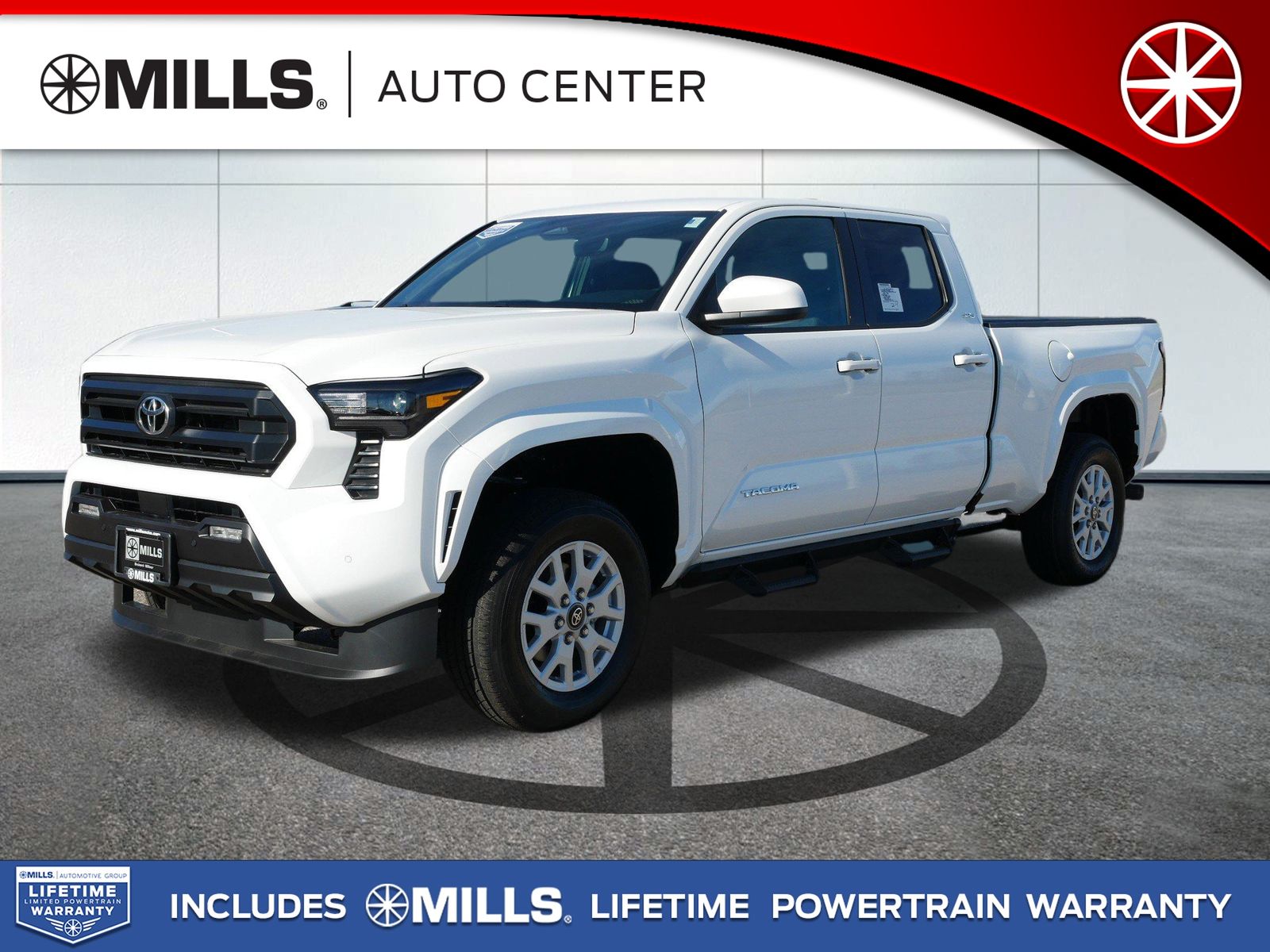 2025 Toyota Tacoma SR5's photo