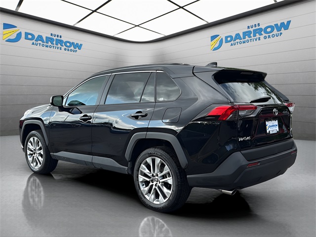 2025 Toyota RAV4 XLE Premium photo 2