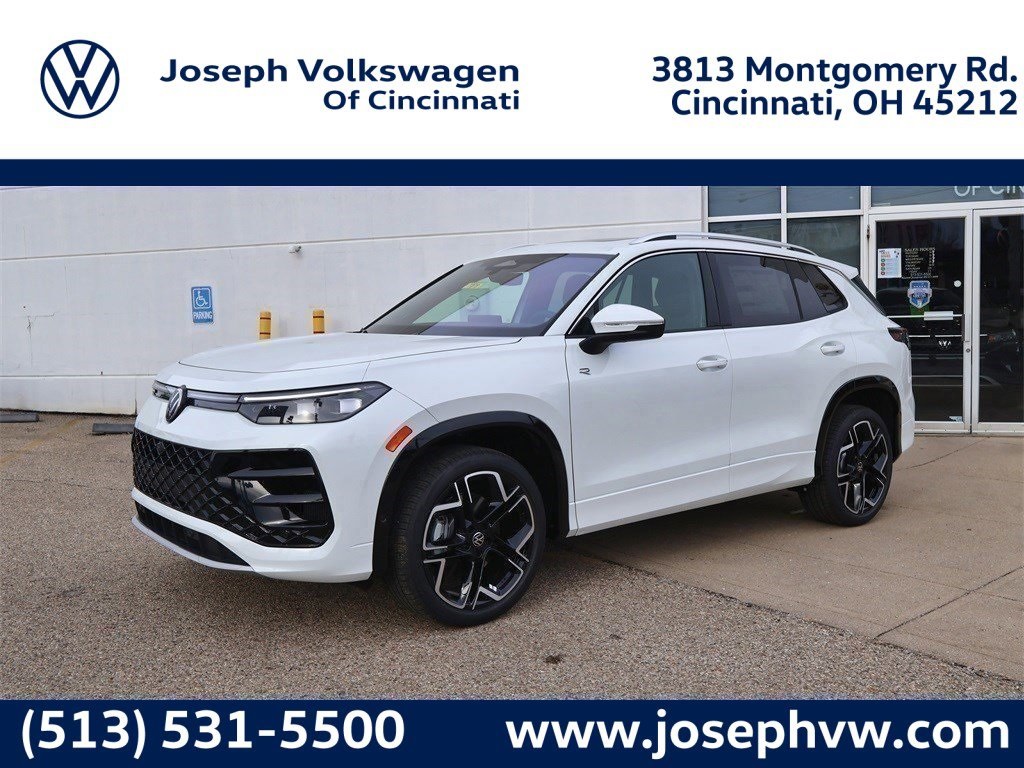 2026 Volkswagen Tiguan SEL R-LINE TURBO's photo