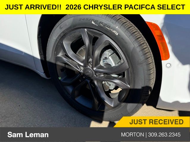 2026 Chrysler Pacifica photo 3