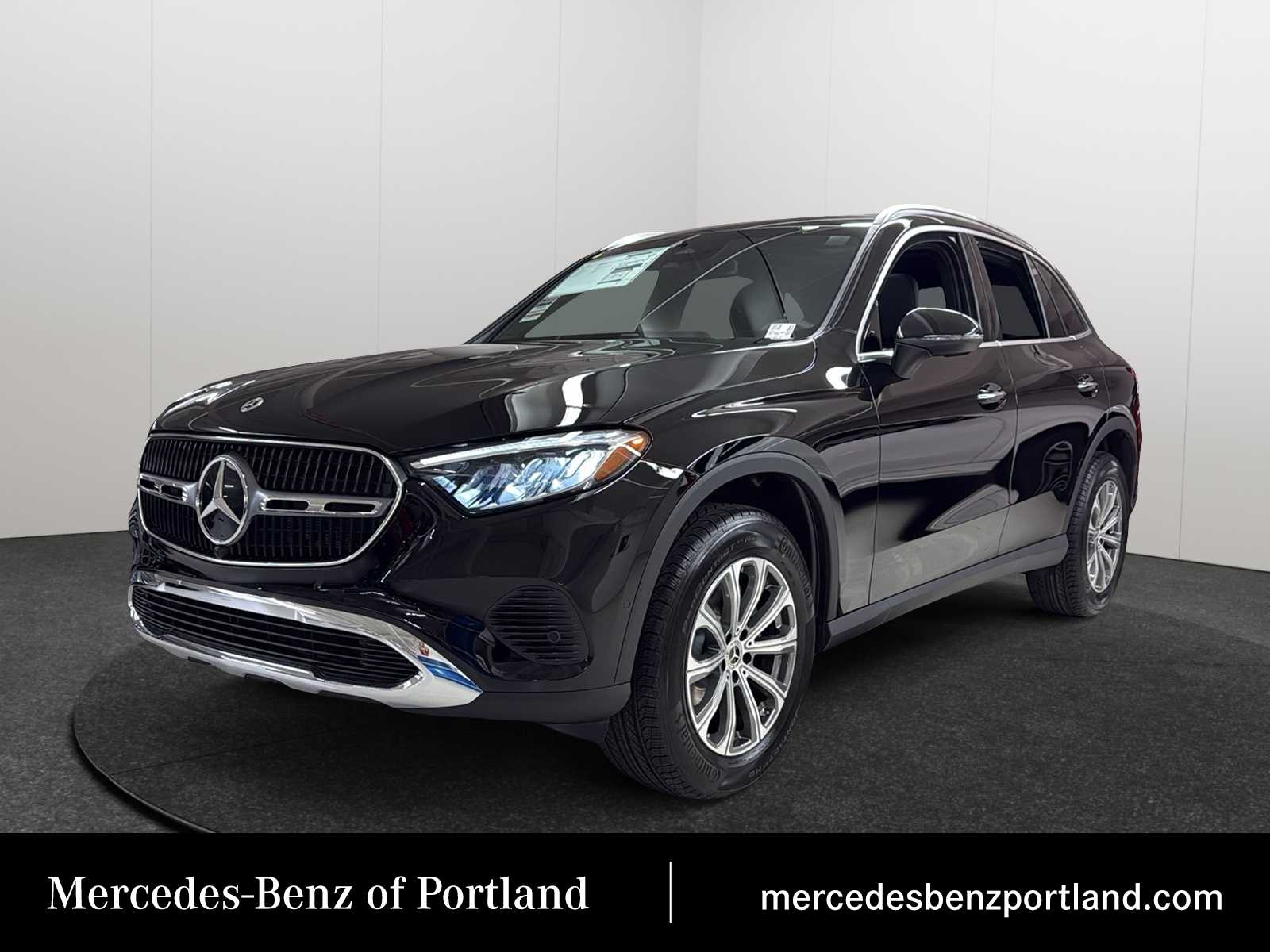 2026 Mercedes-Benz GLC Base's photo