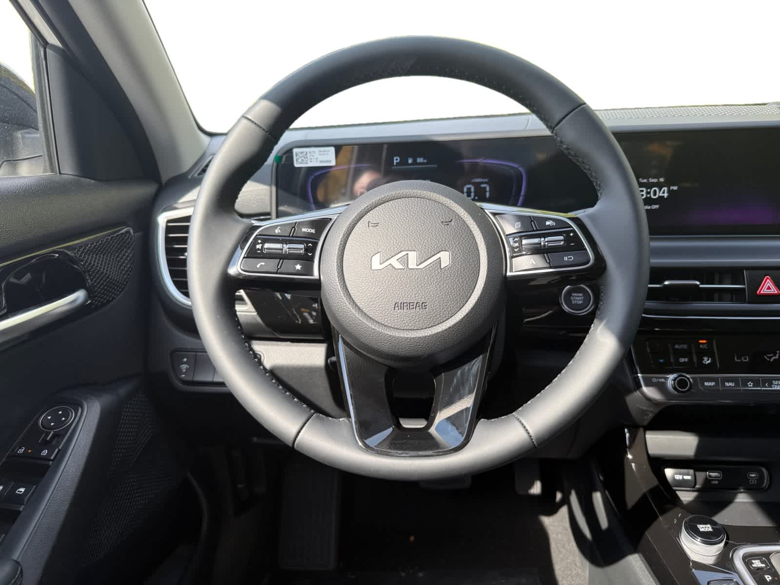 2026 Kia Seltos S photo 12