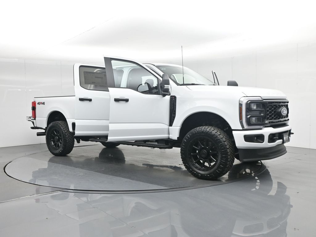 2025 Ford F-250 photo 27